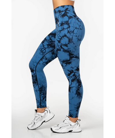 This is what we mean when we say Squat Proof #squatproof #leggings  #tights #artthatyoucanwear #activewear