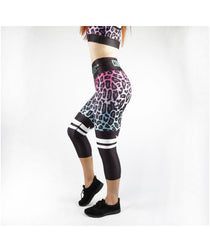 Combat Dollies Fuchsia Fall Capri Fitness Leggings