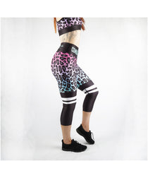 Combat Dollies Fuchsia Fall Capri Fitness Leggings