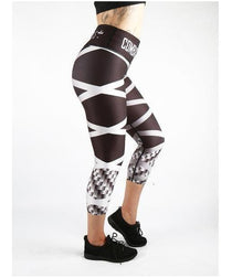 Combat Dollies Carbon Steel Capri Fitness Leggings